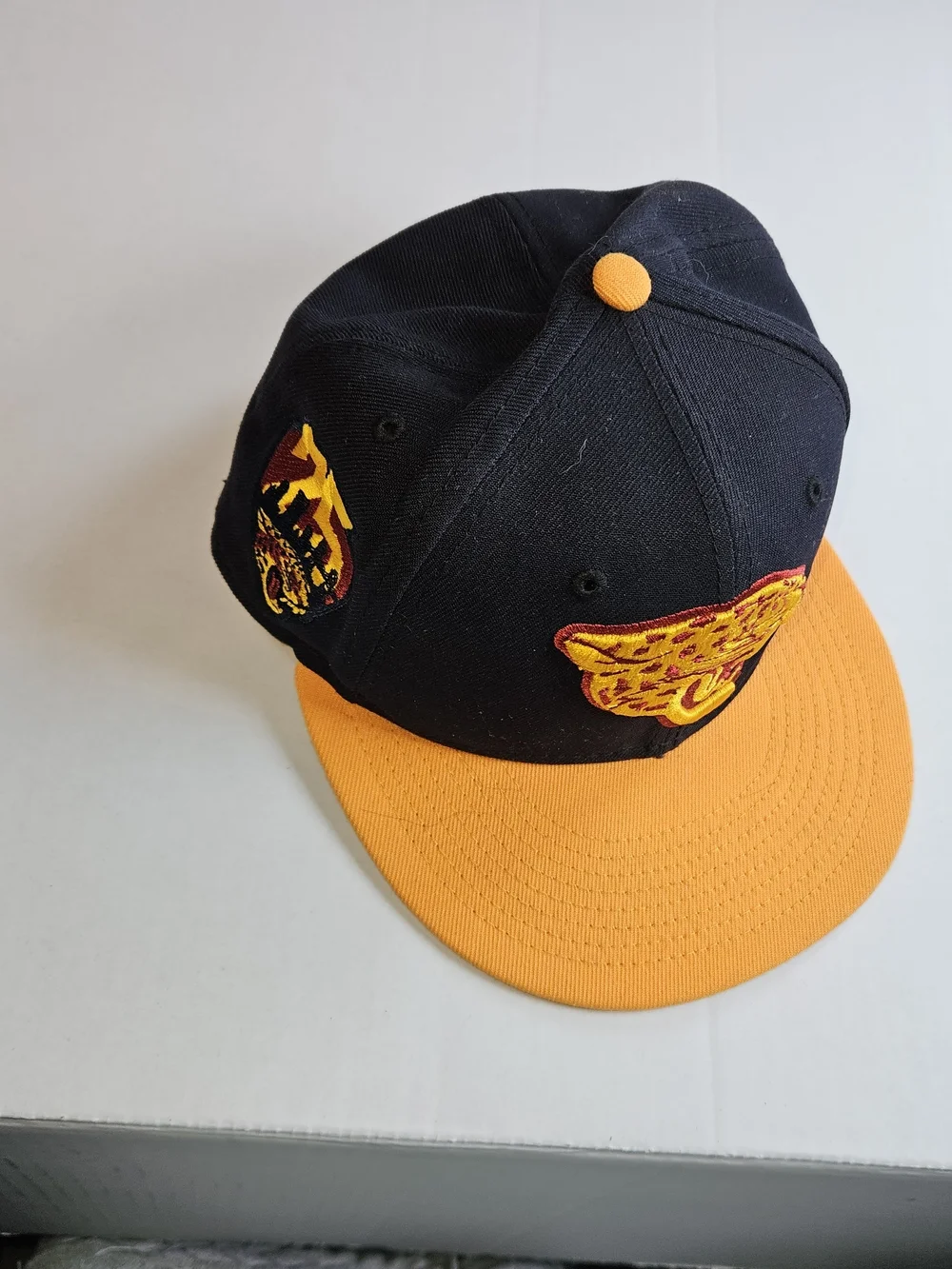 NFL snapback top fit